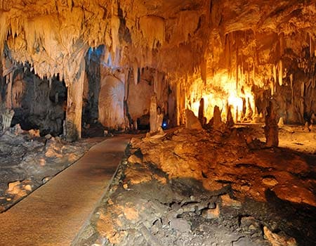das Innere eine Höhle