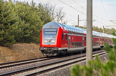 Unterwegs mit Hund im Zug