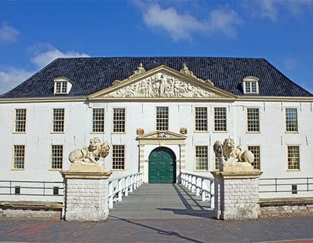 ein Schloss bei Dornum